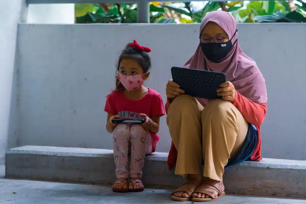 technology and refugees