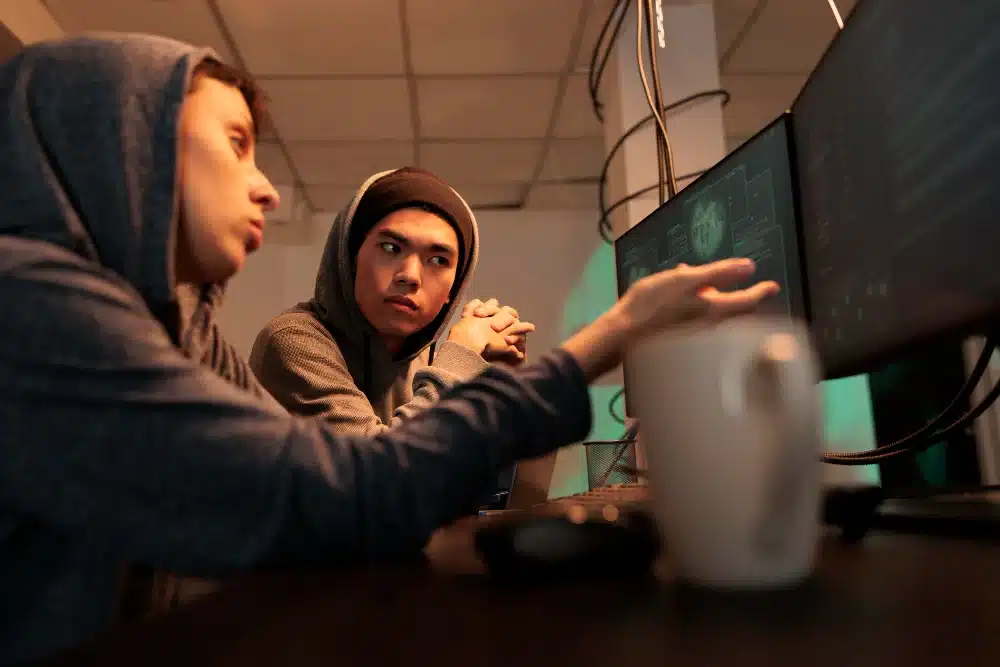 Escape Room Adventure Or Hackathon<br />
